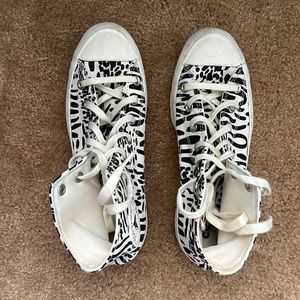 Platform converse size 8 in womens